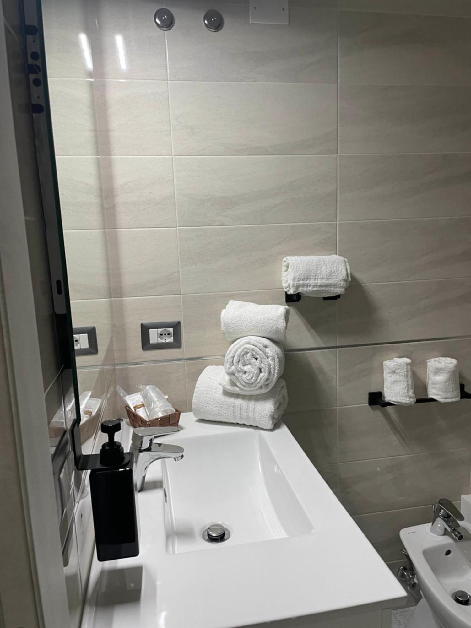 Gianturco Bed And Breakfast Avigliano Екстериор снимка